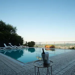 https://locanda-la-candola.hotelinveneto.com